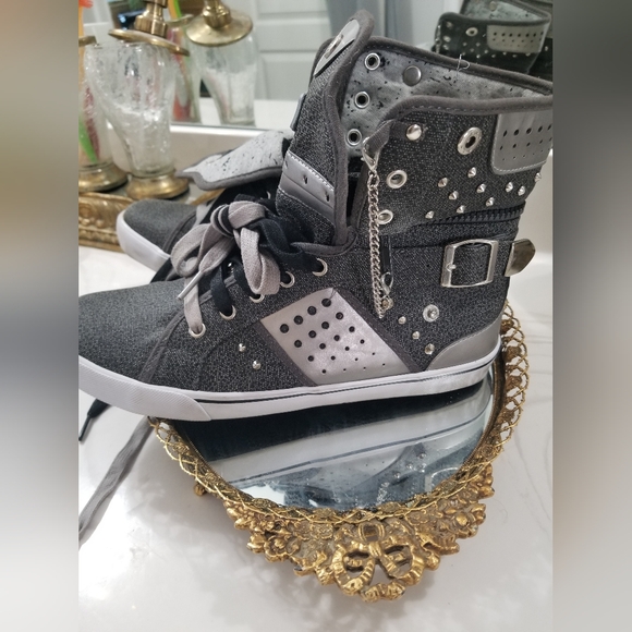 Pastry high top embellished pinwheel sneakers size 9 women but can be unisex. - Picture 5 of 6